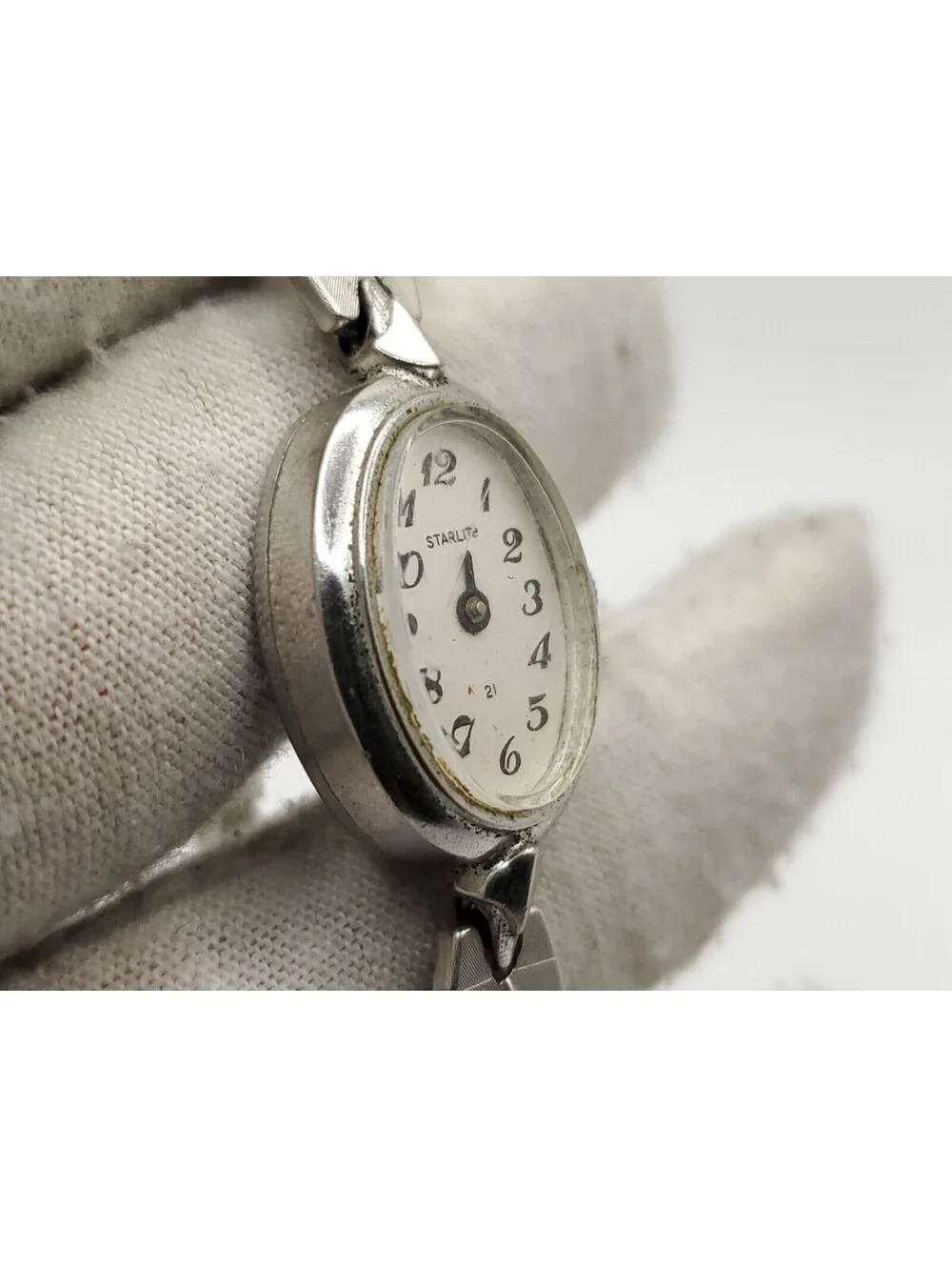 Vintage Elgin Starlite Mechanical 21J Womens Watch Running Please Read 15mm